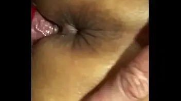 2015 teen rubbing her pussy