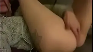 amateur sweet girl shows big labia and clitoris pussy