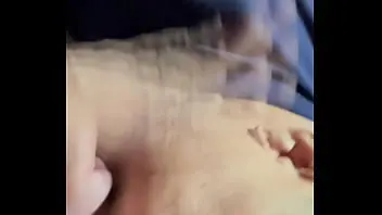 2 mom rub same cock on pussy